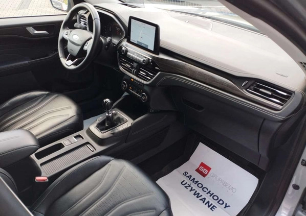Ford Kuga cena 114900 przebieg: 71988, rok produkcji 2021 z Poznań małe 742